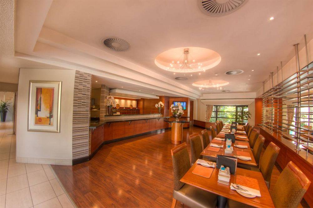 Hotel Sandton, Katherine Street