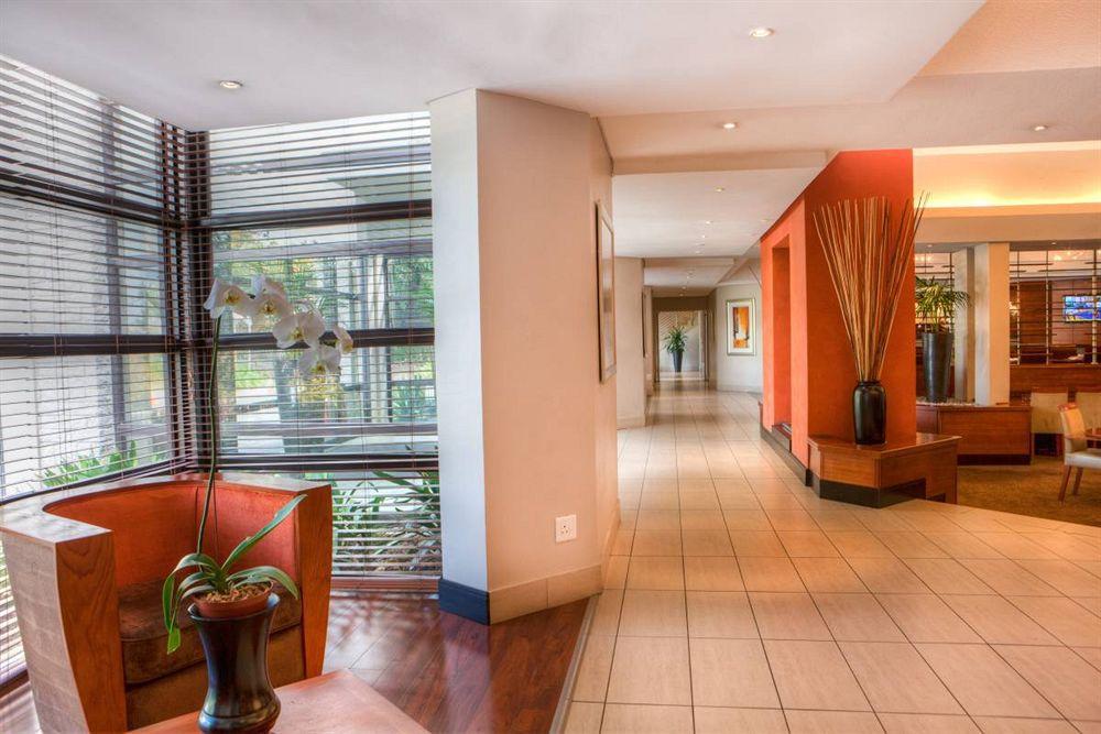Sandton, Katherine Street