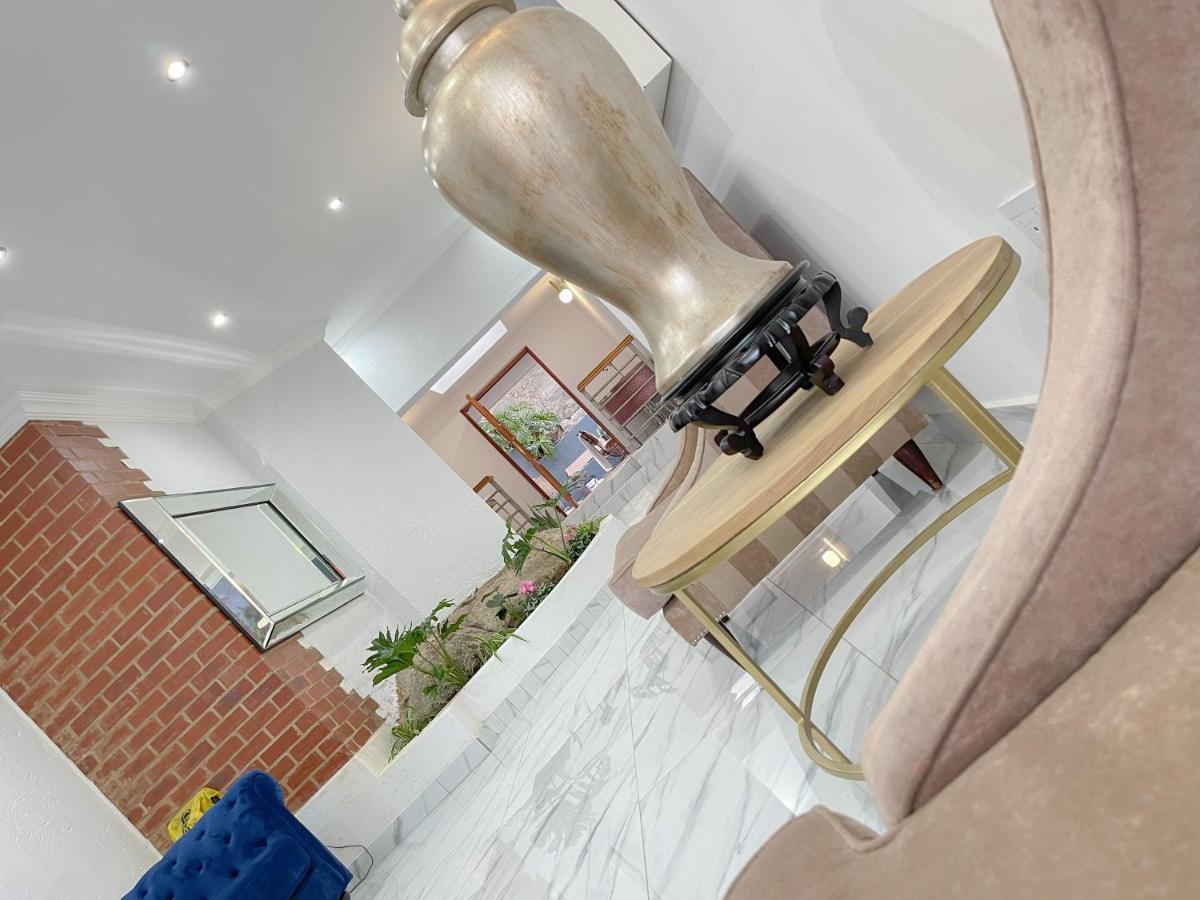 Amoris Guest House-randburg Guest house