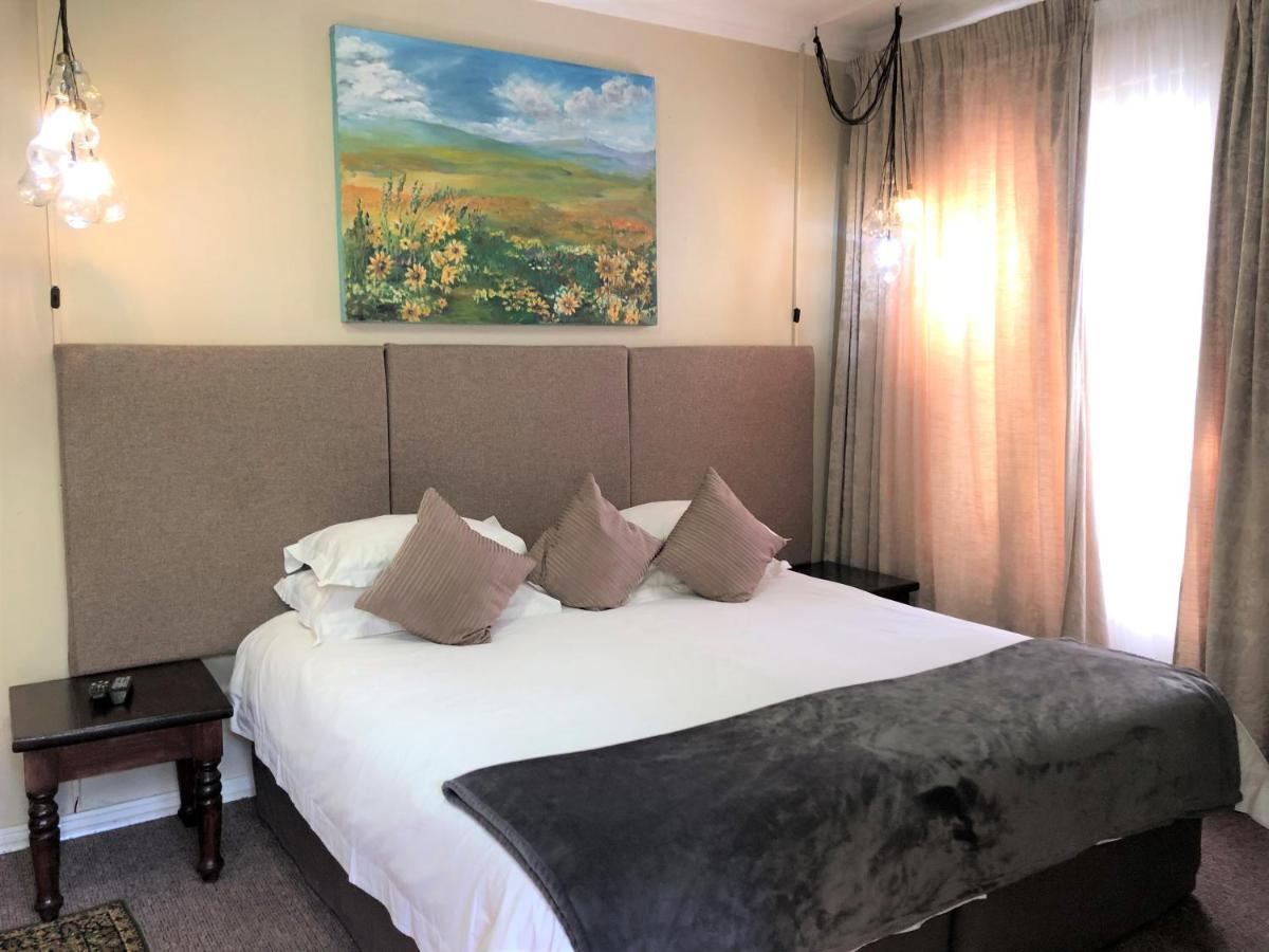 Rabbit Hole 3* Johannesburg