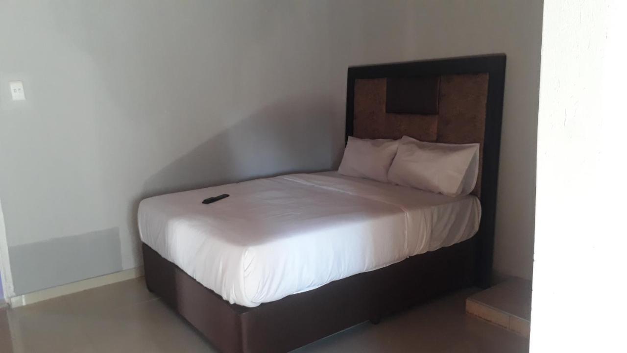Guest house Garden Point