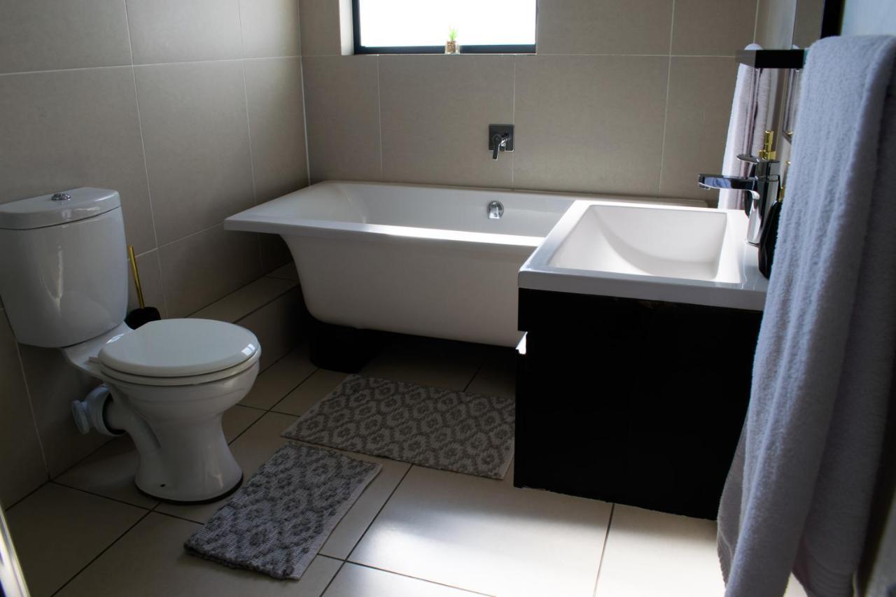 Apartment Royal Xtian Greenstone Ridge *