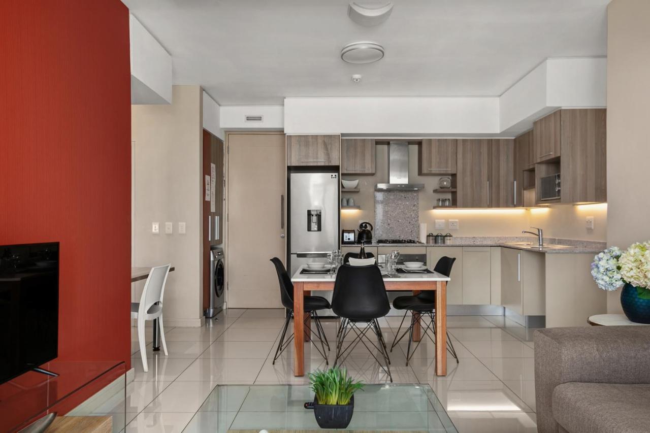 Easy - The Tyrwhitt Rosebank *
