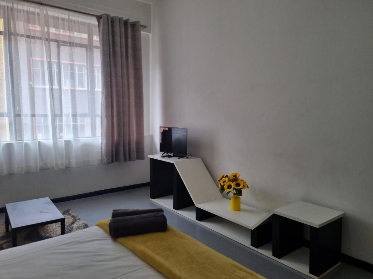 Kaleaba House In The Heart Of Maboneng Precinct * Johannesburg