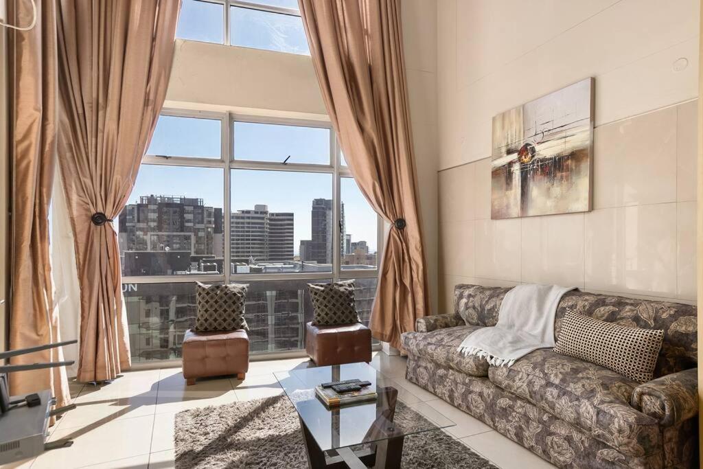 Hydro Park Penthouse