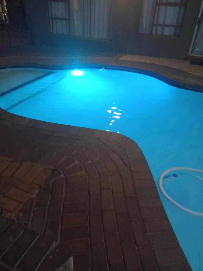Naisar's Primrose,johannesburg