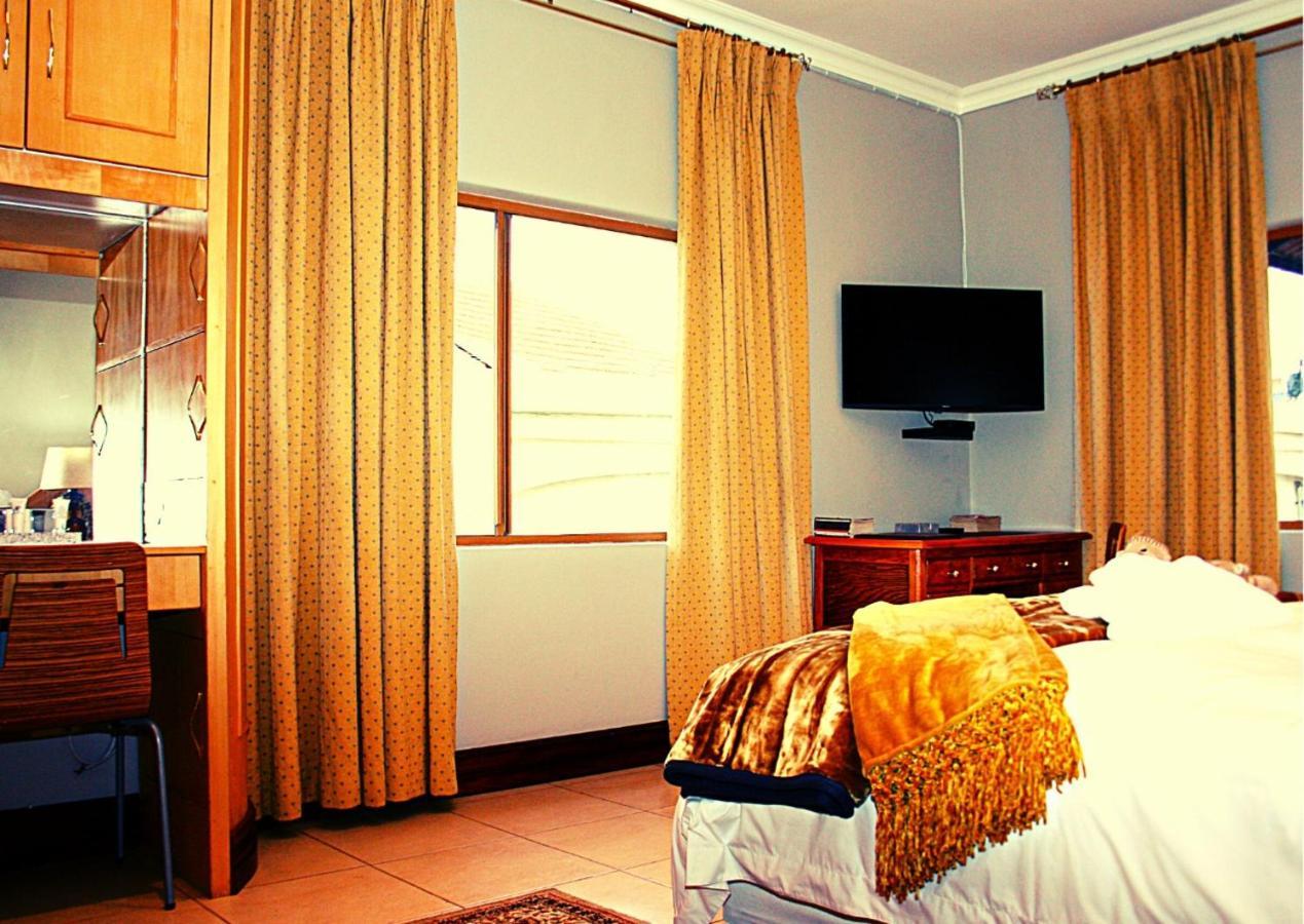 68 On Elray * Johannesburg