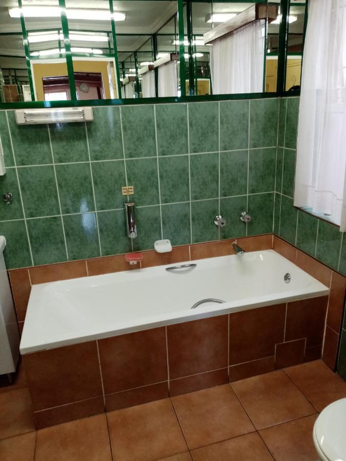 Tudor Casa de hóspedes Joanesburgo