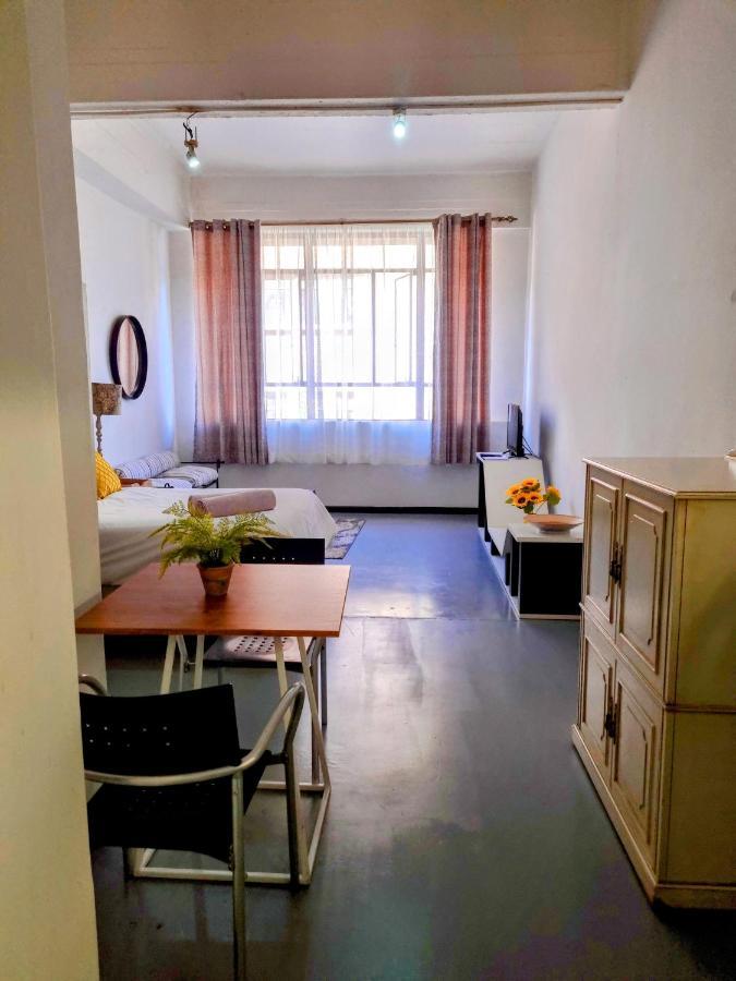 Apartment Kaleaba House In The Heart Of Maboneng Precinct