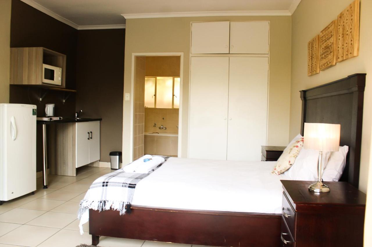 Dumelang Executive Lodge- In Sandton Apartamento *