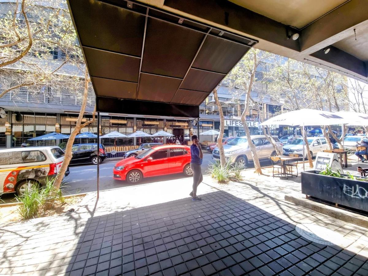 Apartment Kaleaba House In The Heart Of Maboneng Precinct *