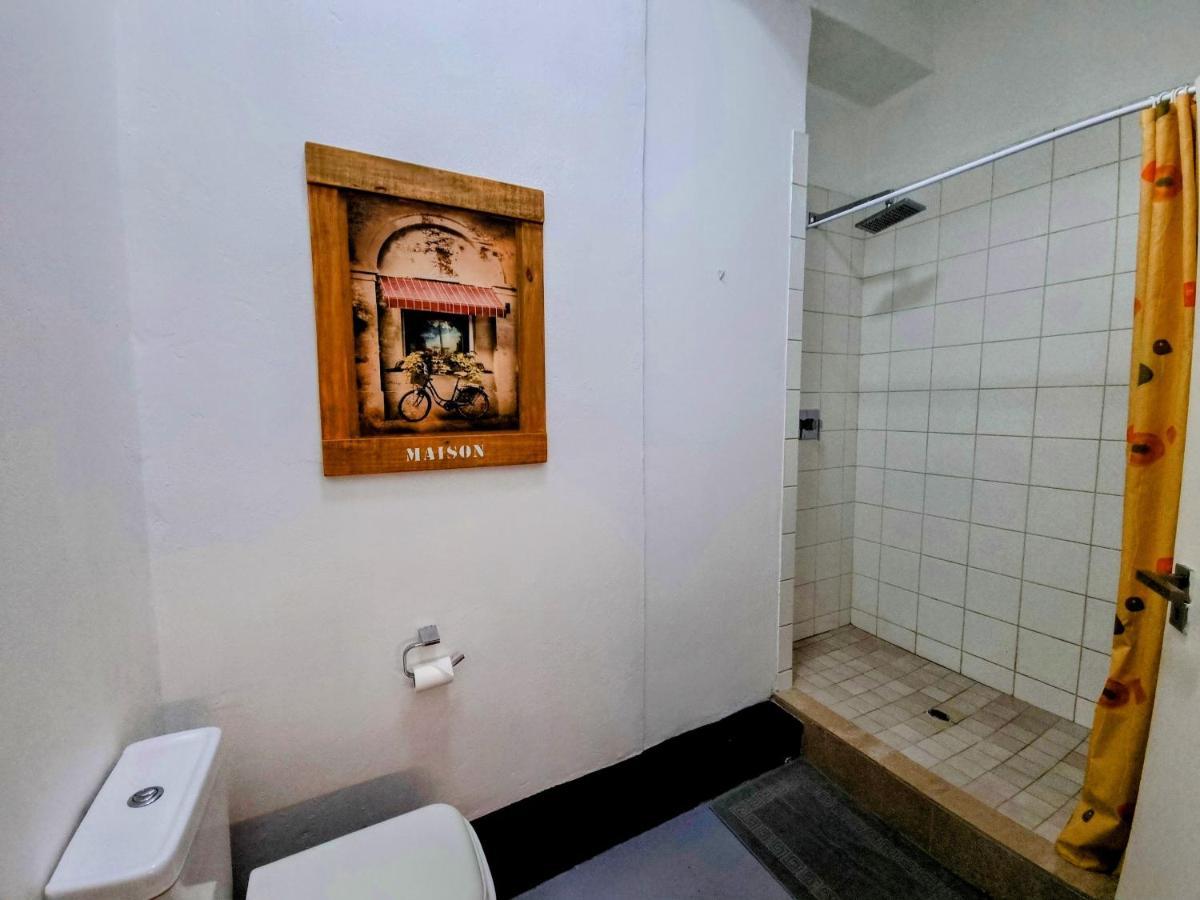 Kaleaba House In The Heart Of Maboneng Precinct Apartment *