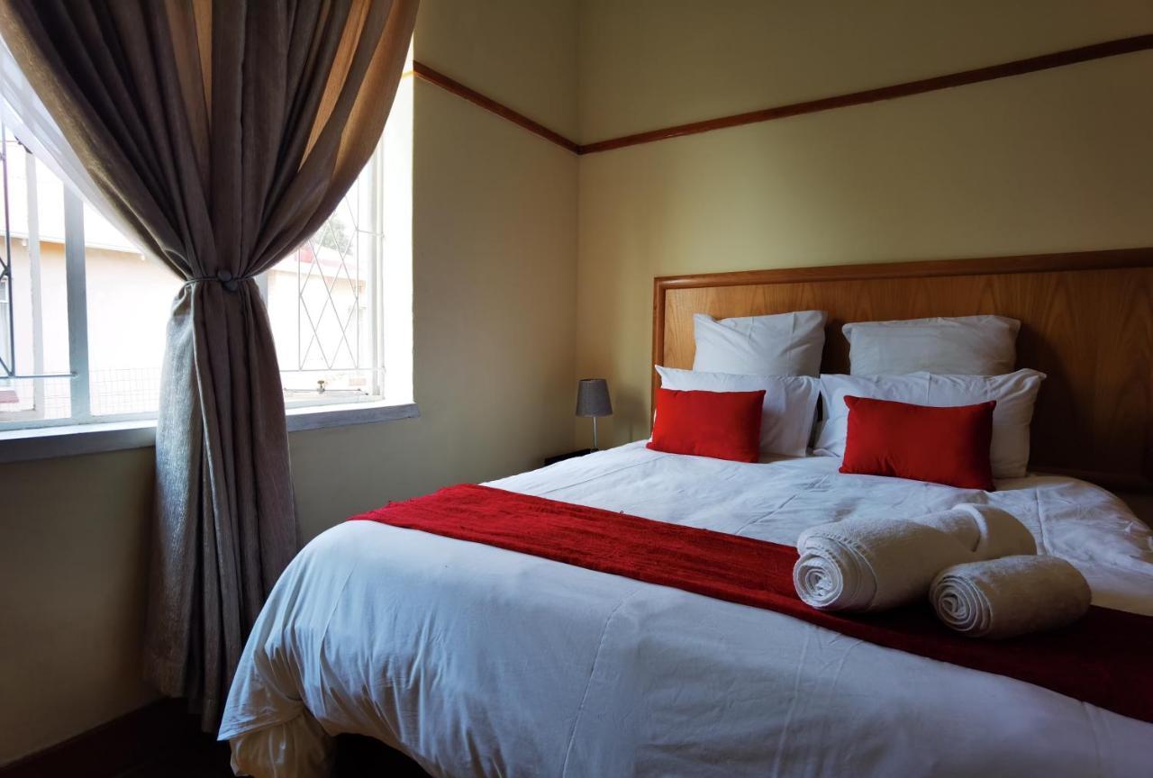 Guest house 51 On York Johannesburg