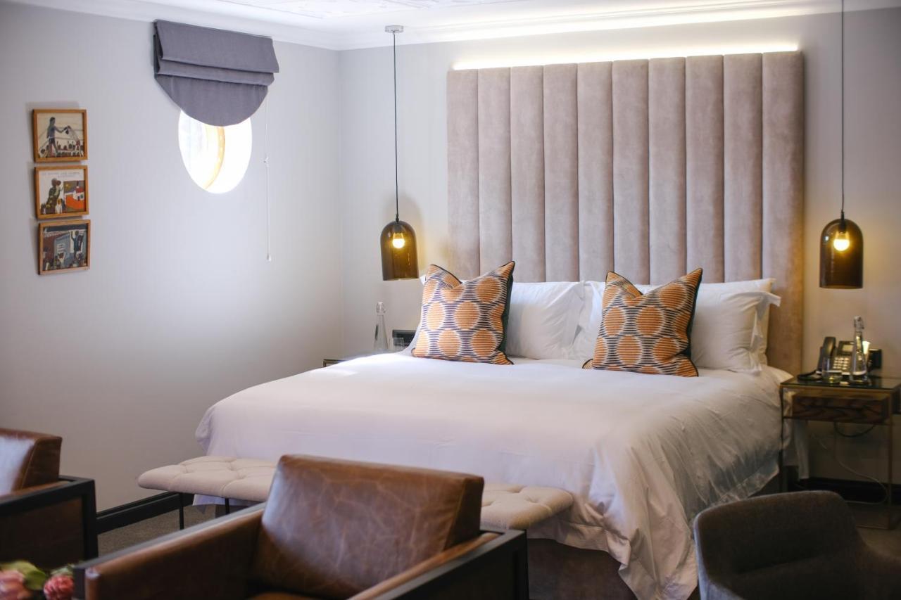 Sanctuary Mandela Hotel *