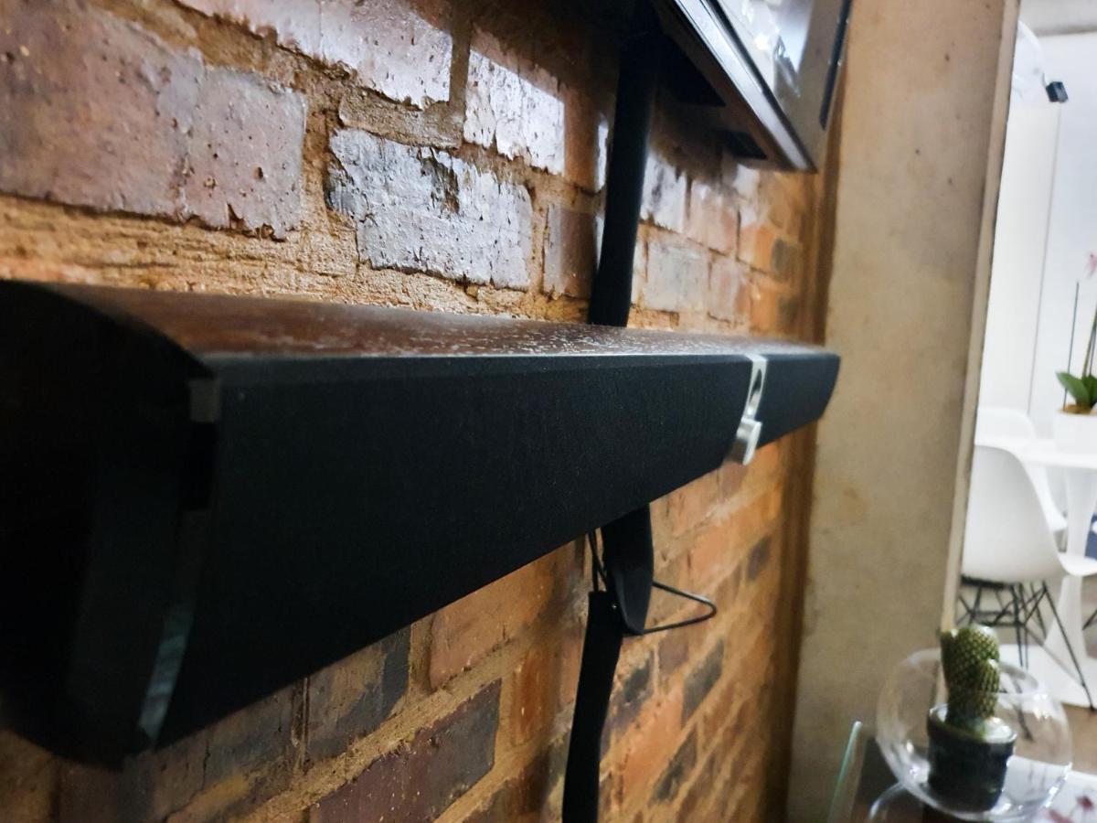 Craftsmen's Ship Maboneng, Apartment