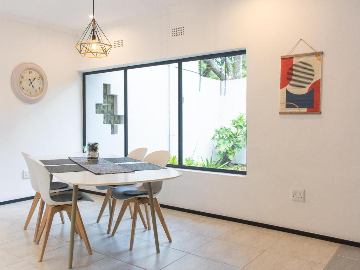 Zwelakho Furnished The Cube Apartment *
