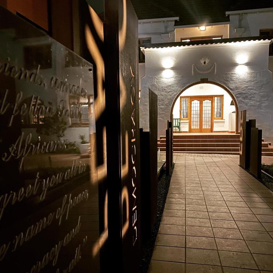 Sanctuary Mandela *