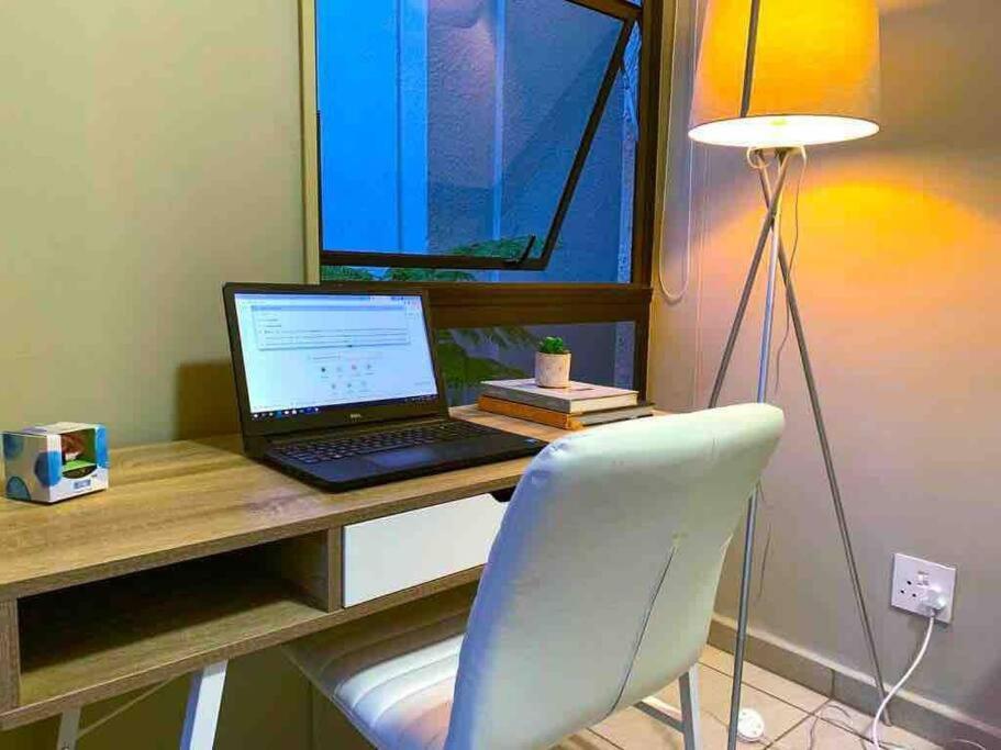 Apartment Beautiful 1 Bedroom Johannesburg