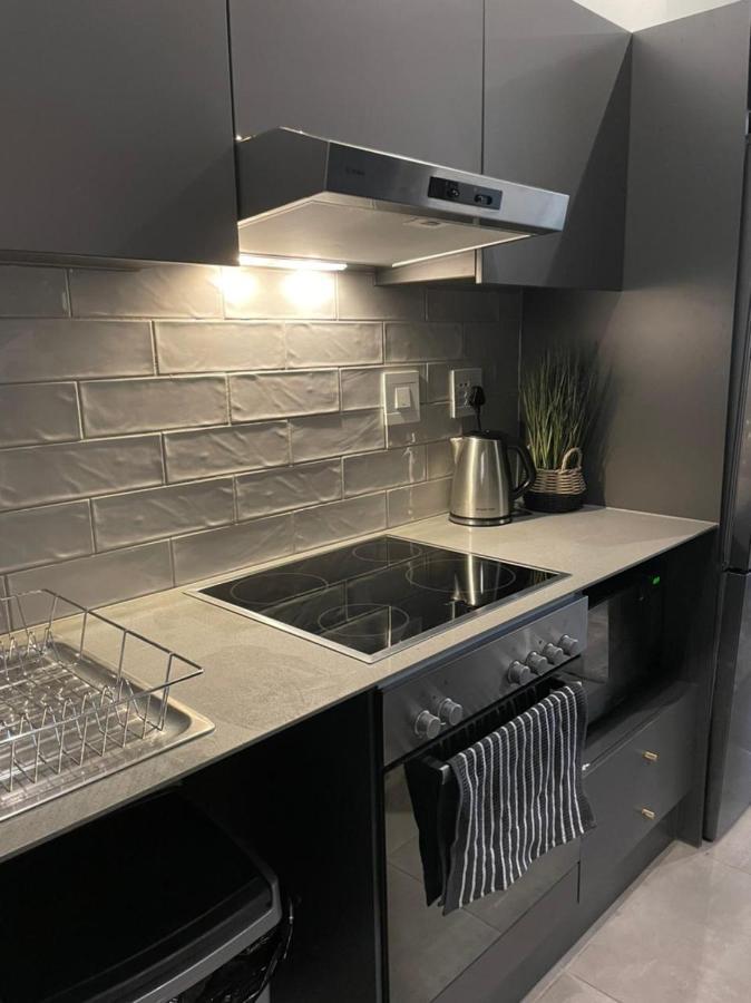 Apartment Black Brick Luxury *