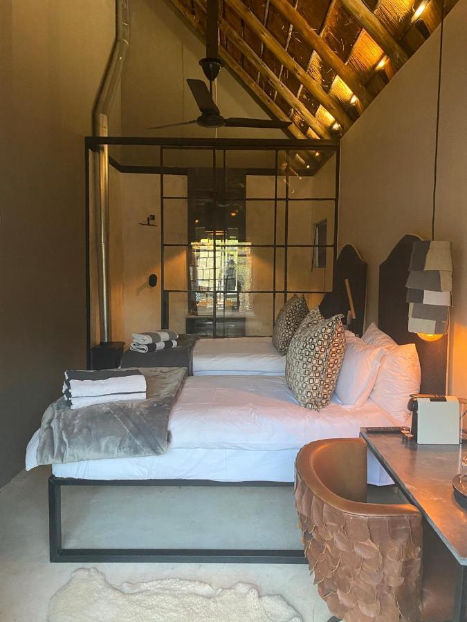 Hotel Four20 Bespoke *