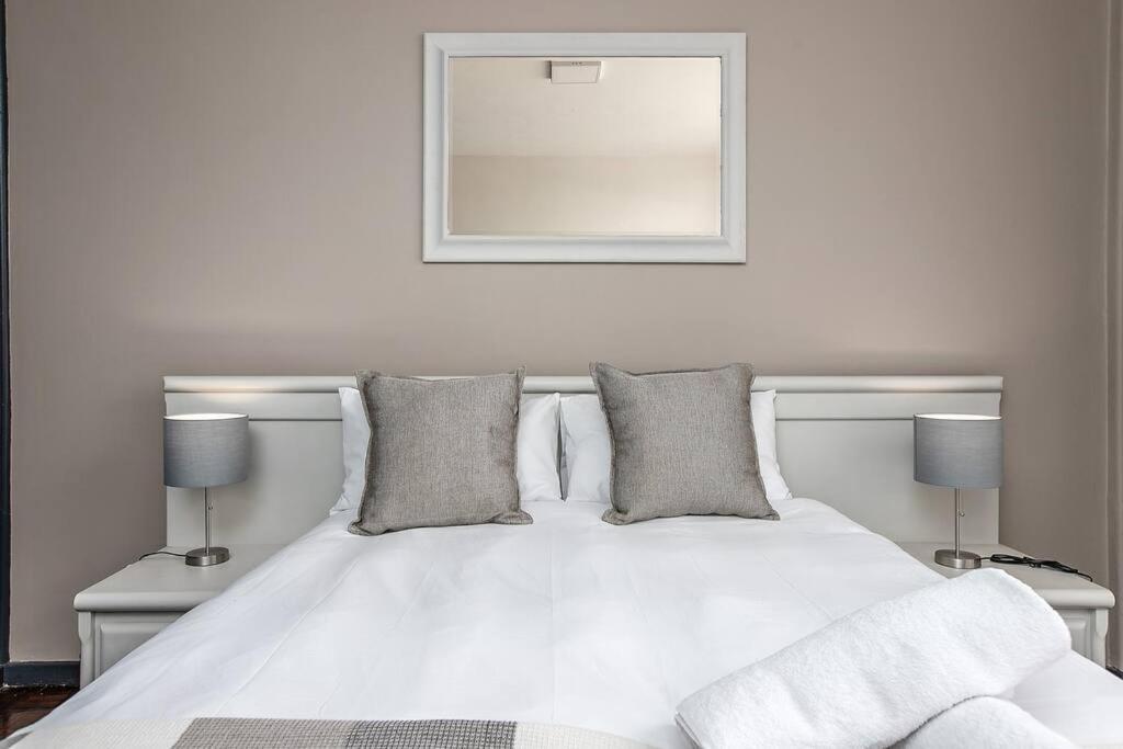 Majuba Place Sandton Executive 1 Bedroom *