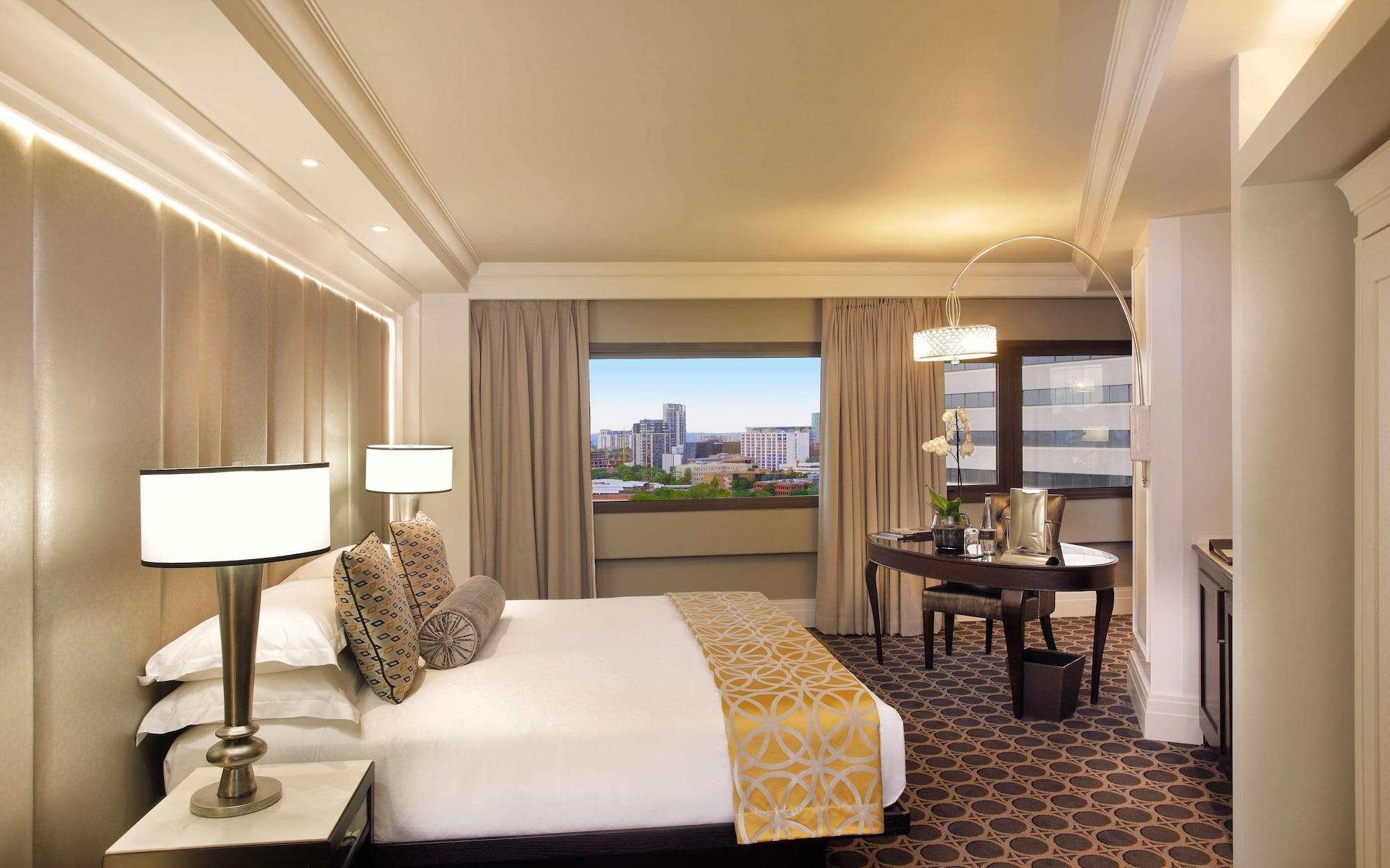 Hotel Sandton Sun And Towers Johannesburg