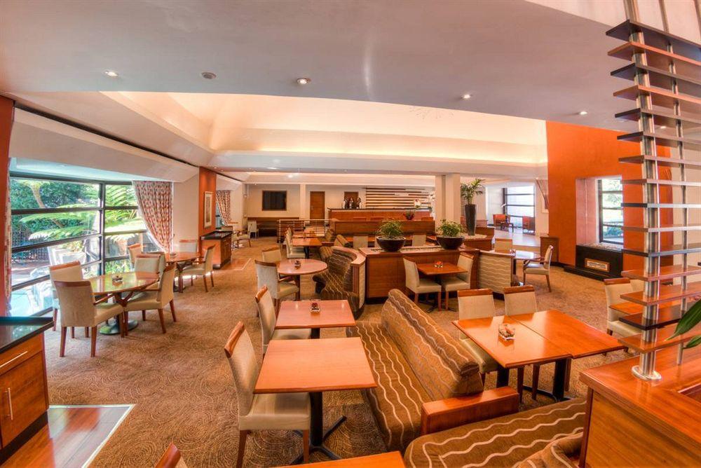 Sandton, Katherine Street 3*