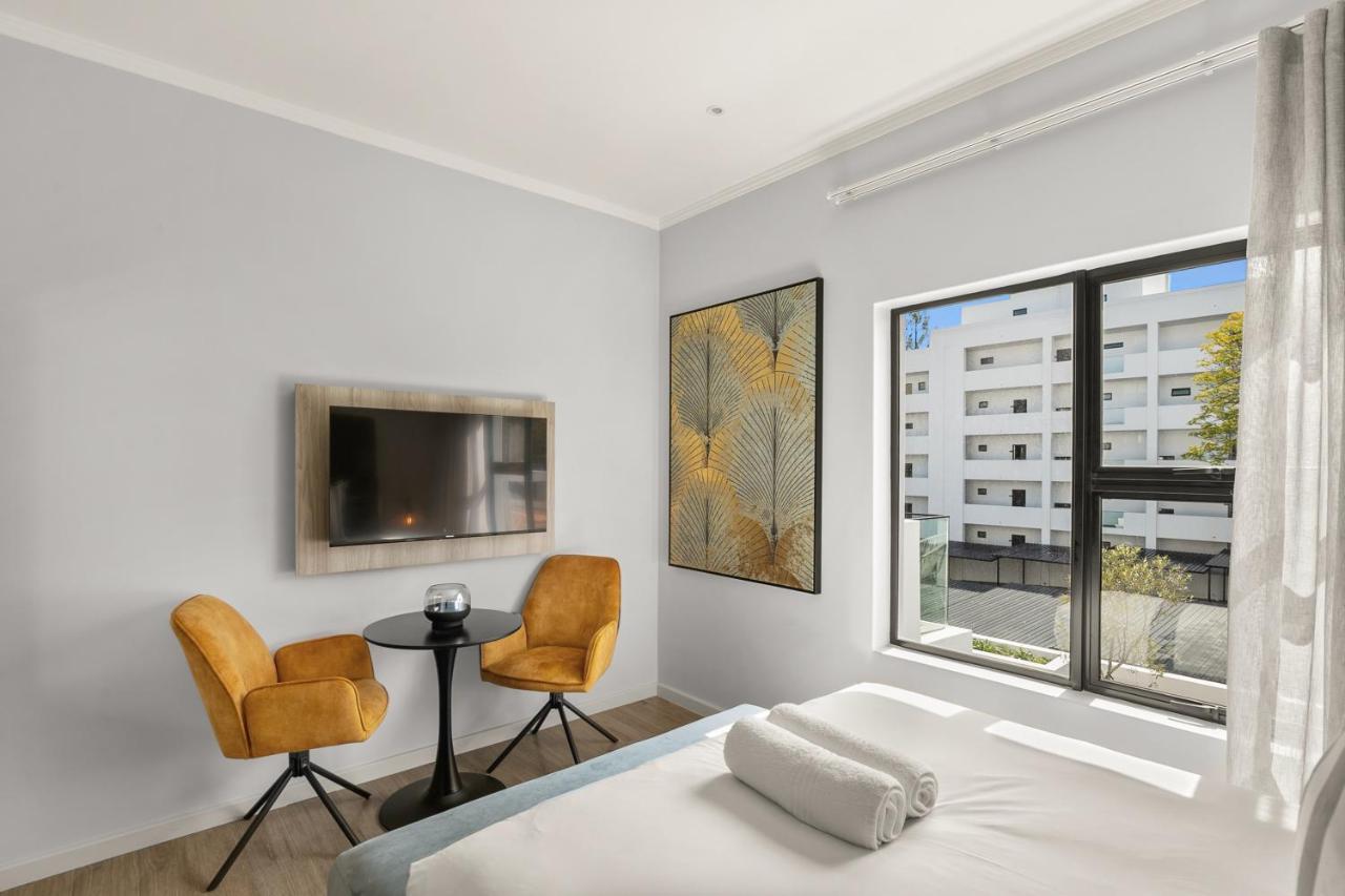 The Monroe Luxury Apartment