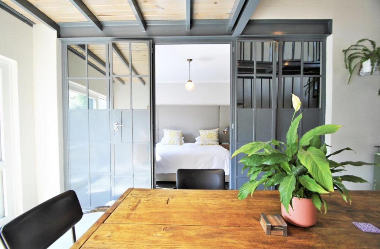 Via Veneto Melrose Arch Apartment