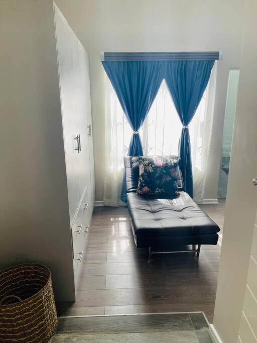 Pousada Private Modern 10 Bdrm Tucked Away In Sandton