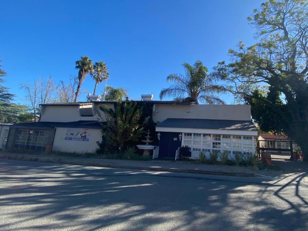 Gasthof Terrace House Rivonia