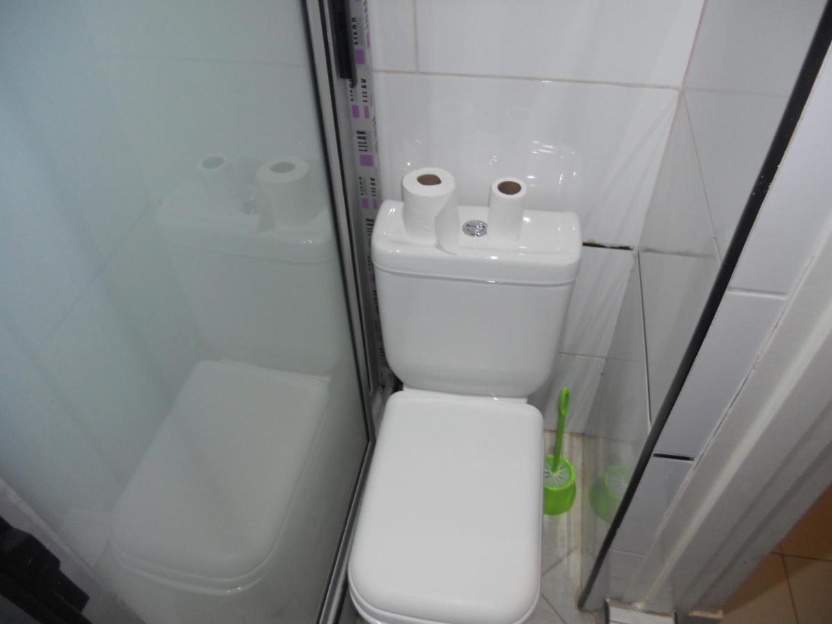 Multipurpose Suite, Lounge, Bedroom 4 Beds, Separate Kitchen & Toilet, Booking Ideal For Single, Double, Family, Group, Wifi, Dstv, Netflix,Youtube Johannesburg