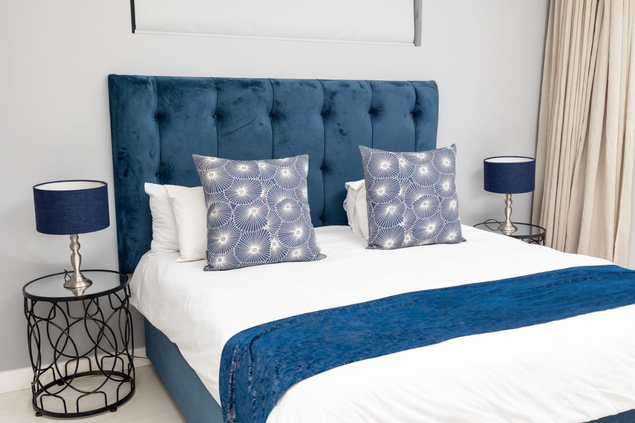 One Hyde Park - Sandton Apartment *