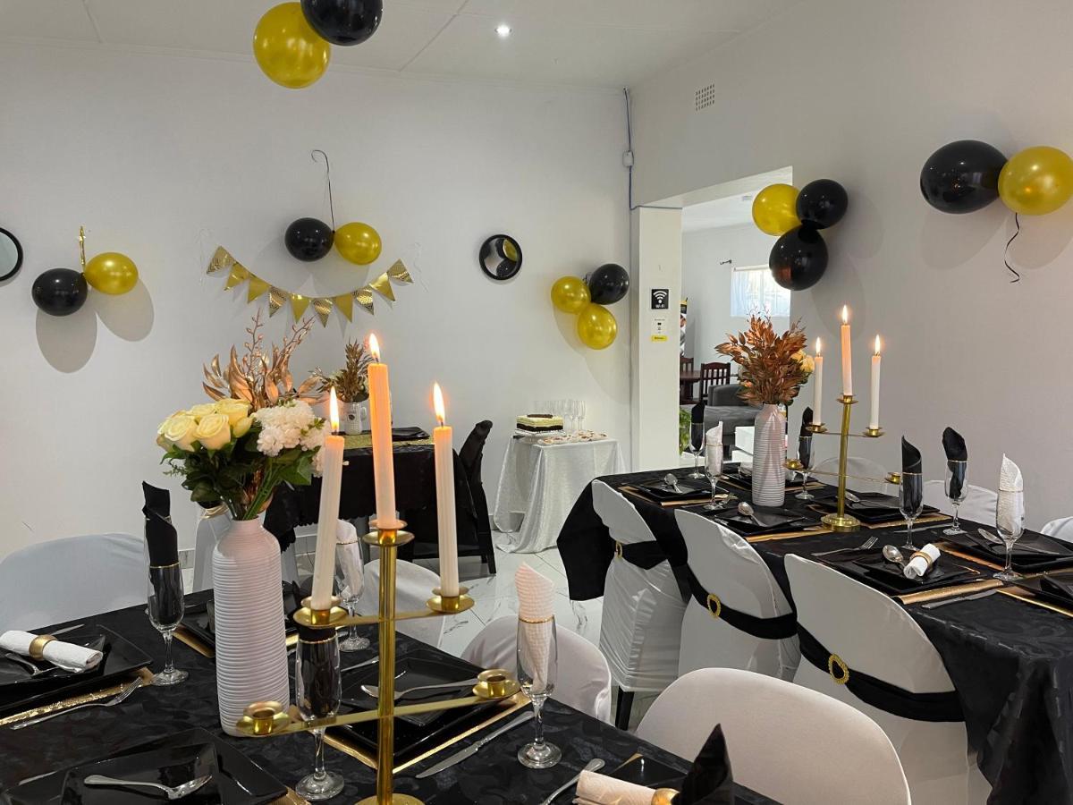 Semeni Asante Gasthof Johannesburg