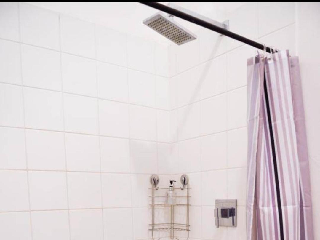 Apartamento Cosy In Maboneng's 12 Decades Art *