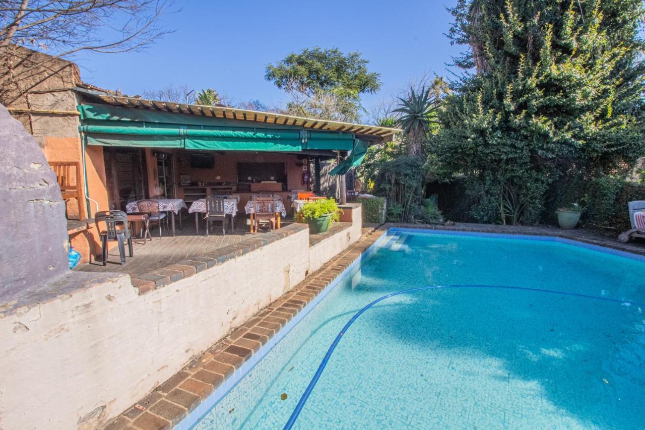 Charlie'S Spot - The Gardens Guest house