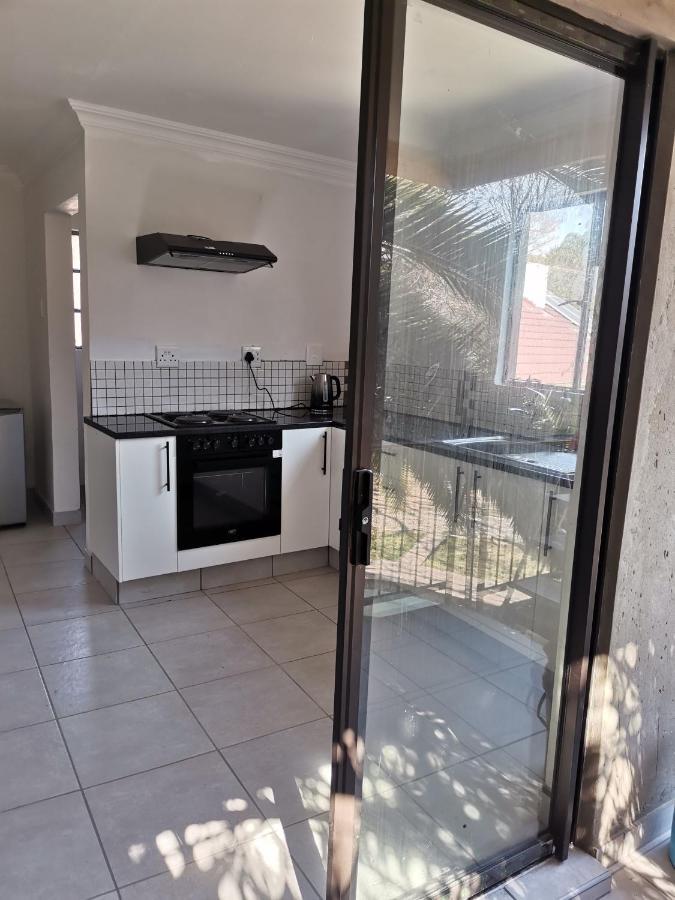 Ultra House Selfcatering Khách sạn hẻo lánh