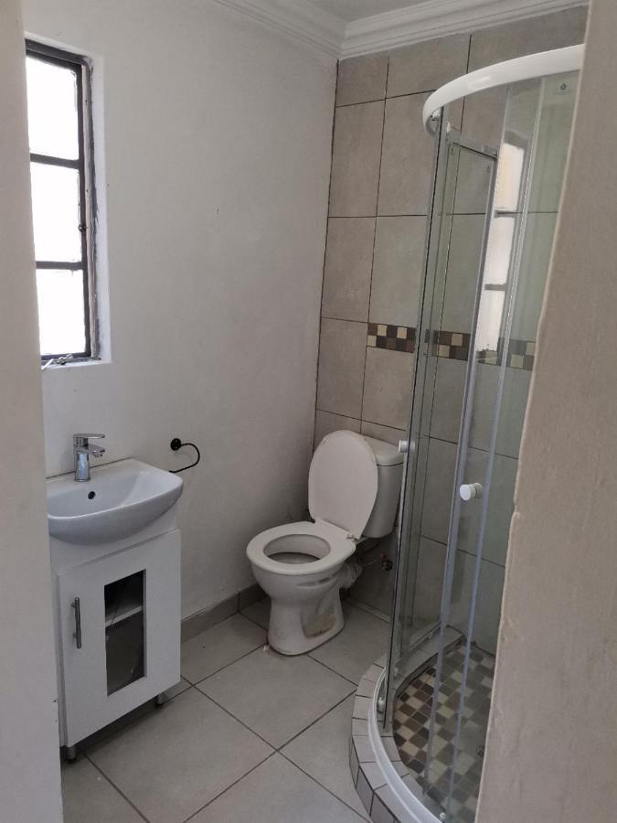 Khách sạn hẻo lánh Ultra House Selfcatering