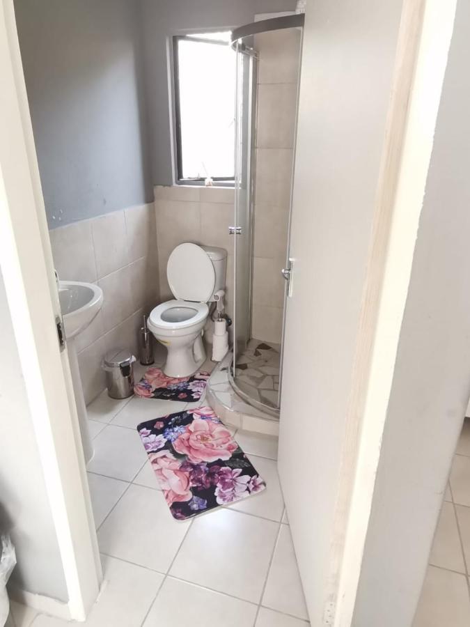Bloubosrand Guest house *