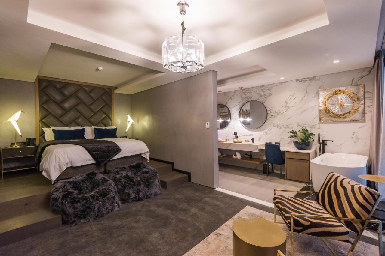 Hotel Vivari And By Mantis Johannesburg