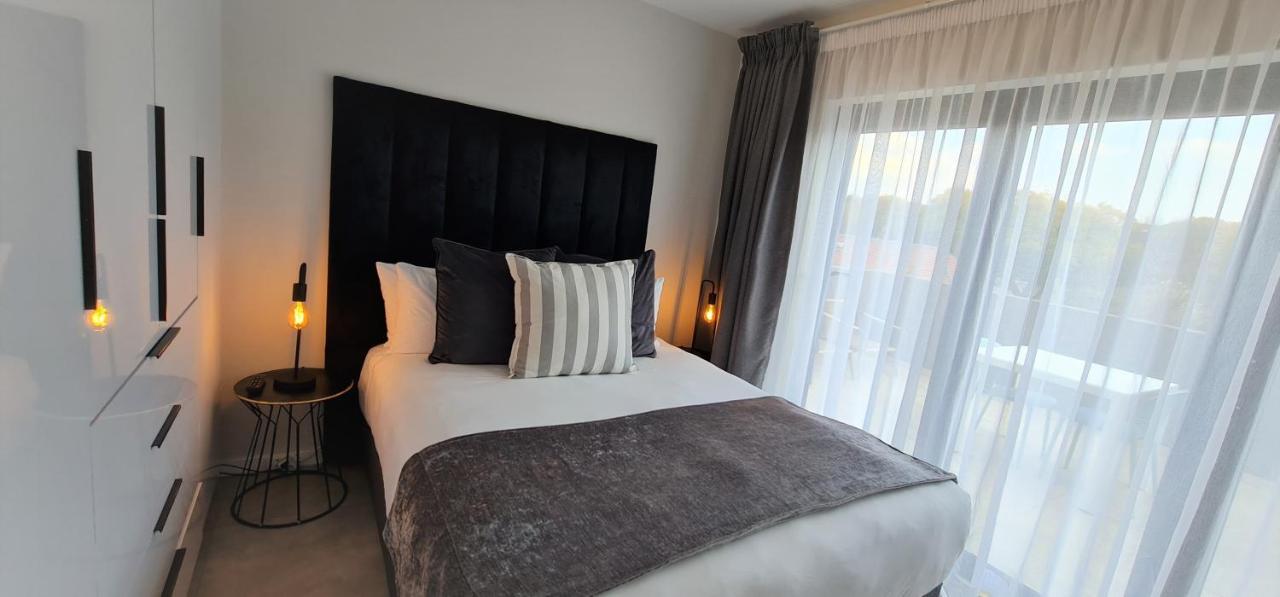 Mint Greenside Apartment Johannesburg