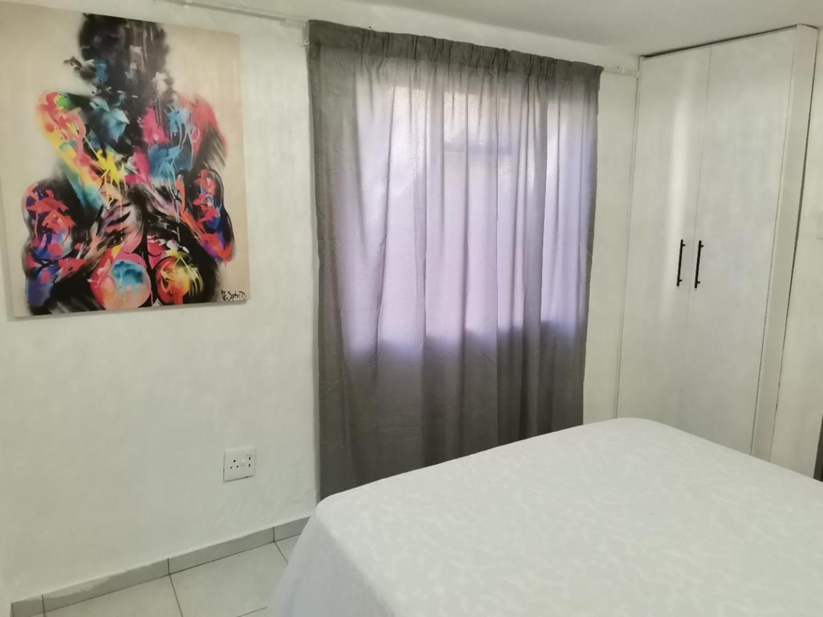 Khách sạn hẻo lánh Ultra House Selfcatering *