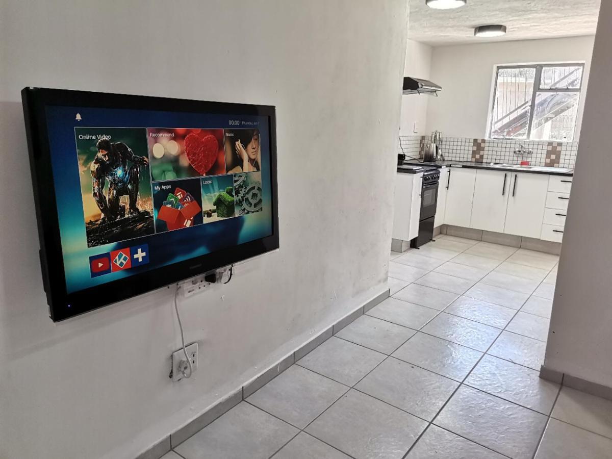 Ultra House Selfcatering *