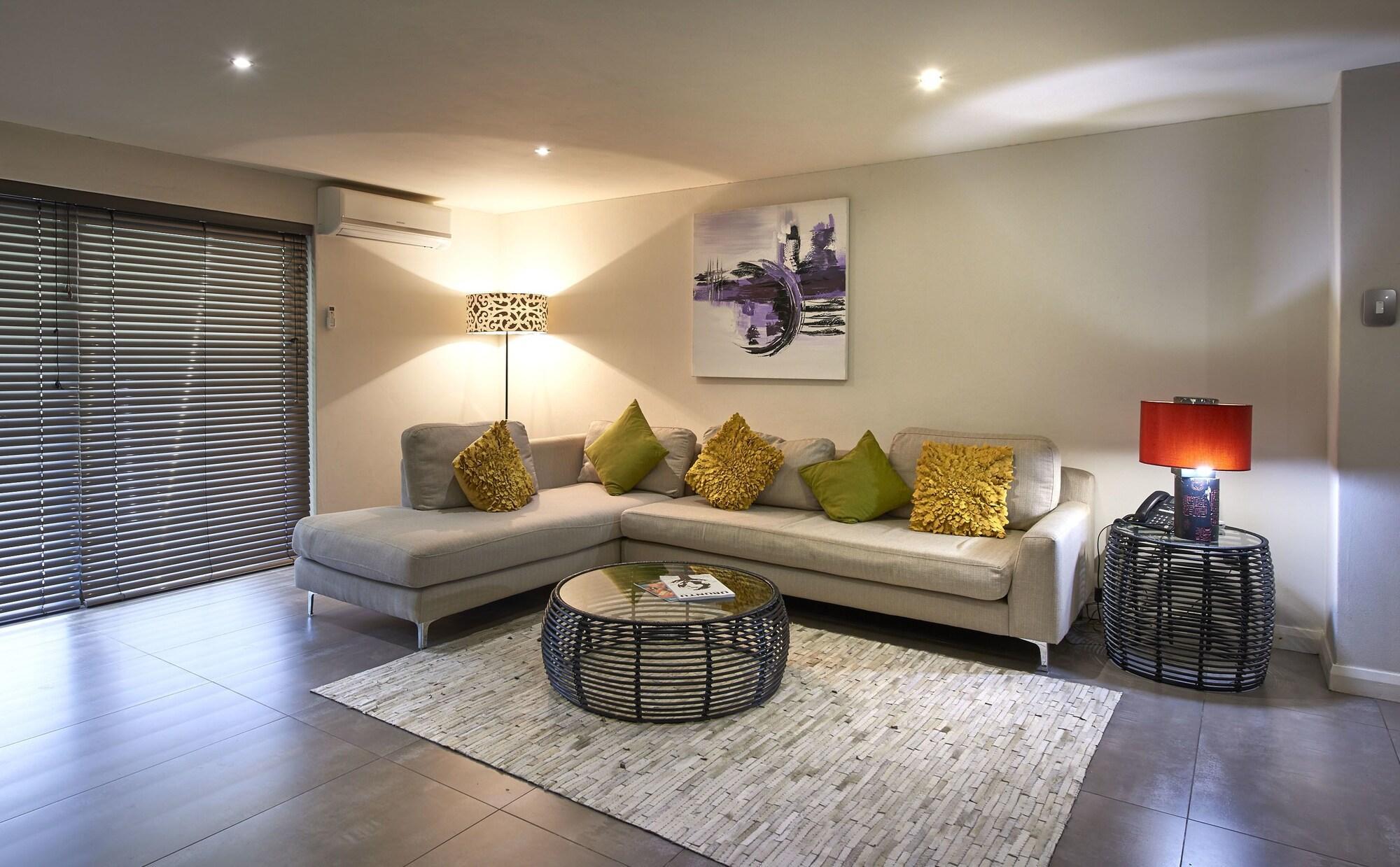 Dynasty Forest Sandown Self Catering Khách sạn Johannesburg