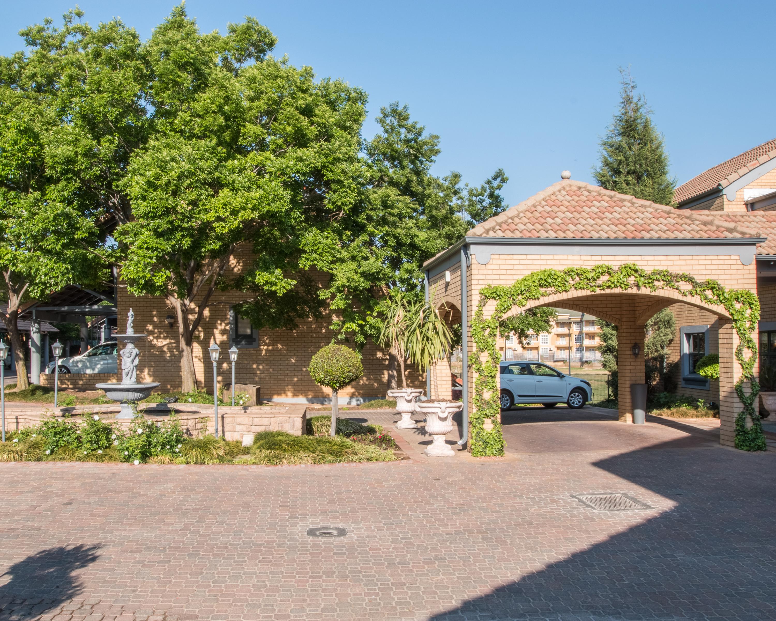 Eastgate Hotel