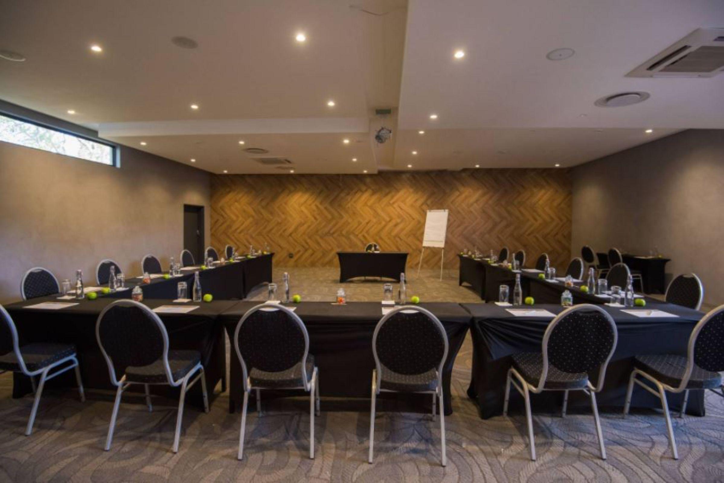 Hotel Vivari And By Mantis Johannesburg