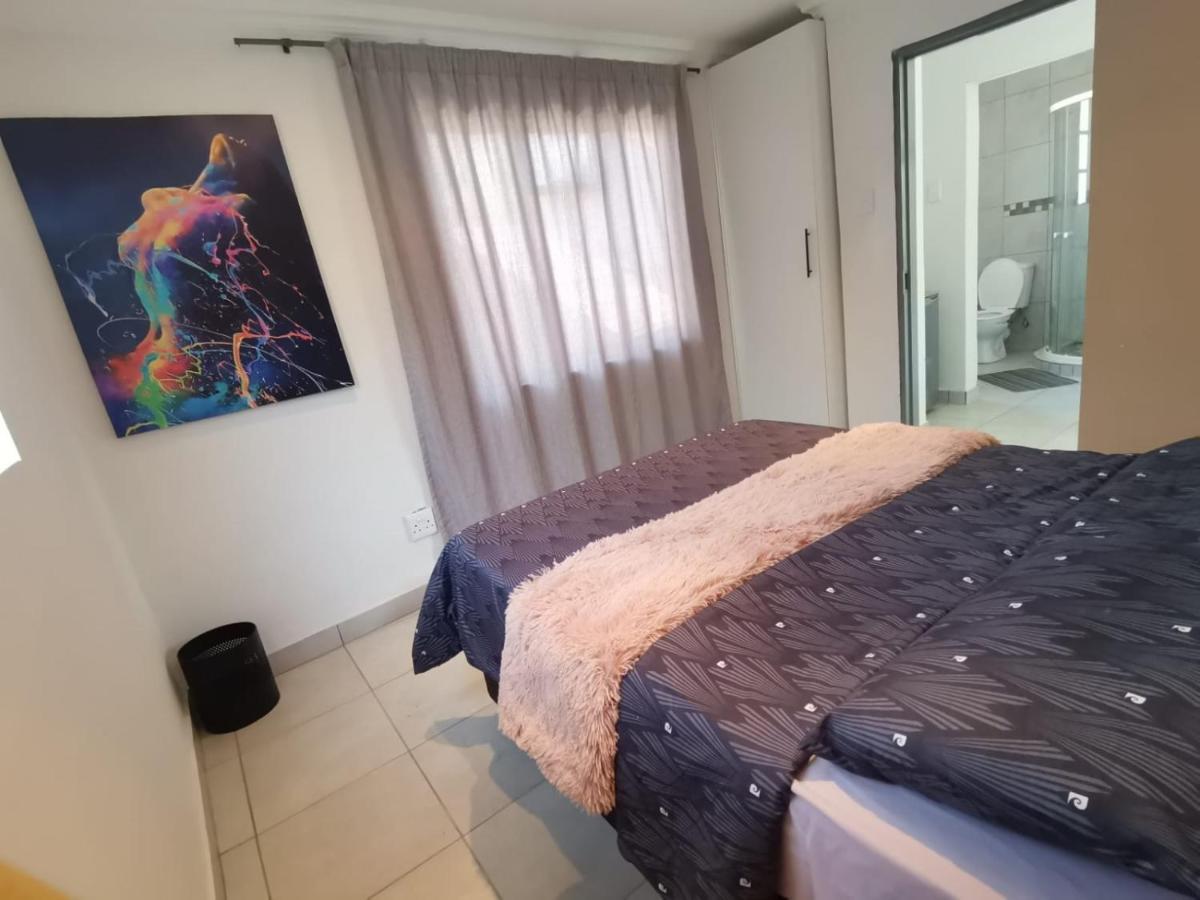 Ultra House Selfcatering Khách sạn hẻo lánh Johannesburg