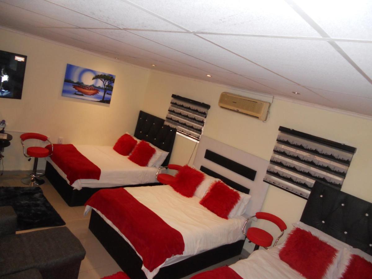 Aparthotel Mira Away