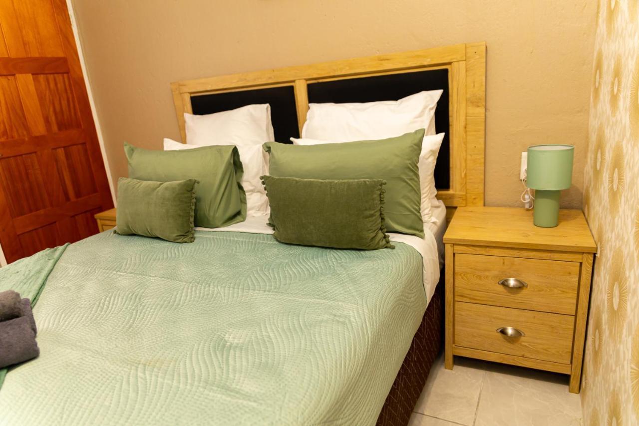 Aparthotel The Hide In Randburg *
