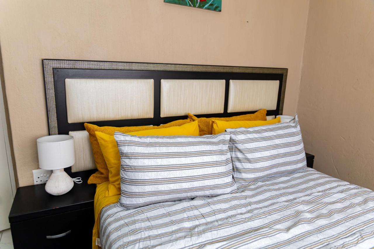 Aparthotel The Hide In Randburg *